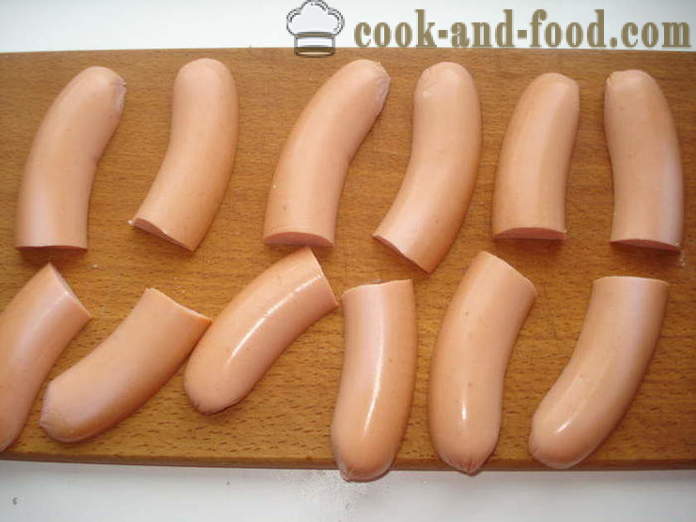 Saucisses en pâte feuilletée au four - comment faire cuire les saucisses à pâte feuilletée, avec une étape par étape des photos de recettes
