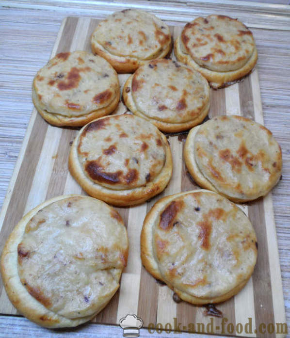 Shangi délicieuses pommes de terre à partir de pâte de levure - Shangi comment faire cuire des pommes de terre au four, avec une étape par étape des photos de recettes