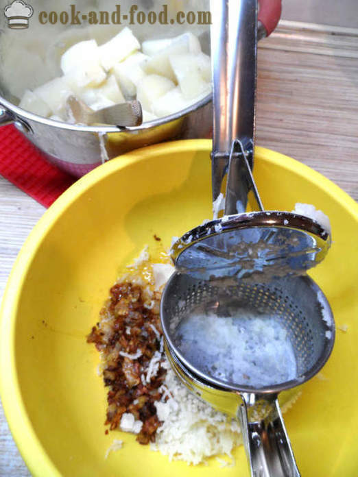 Shangi délicieuses pommes de terre à partir de pâte de levure - Shangi comment faire cuire des pommes de terre au four, avec une étape par étape des photos de recettes