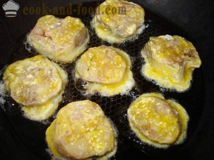 Merlu frit dans une pâte - comment merlu rôti dans une casserole, avec une étape par étape des photos de recettes