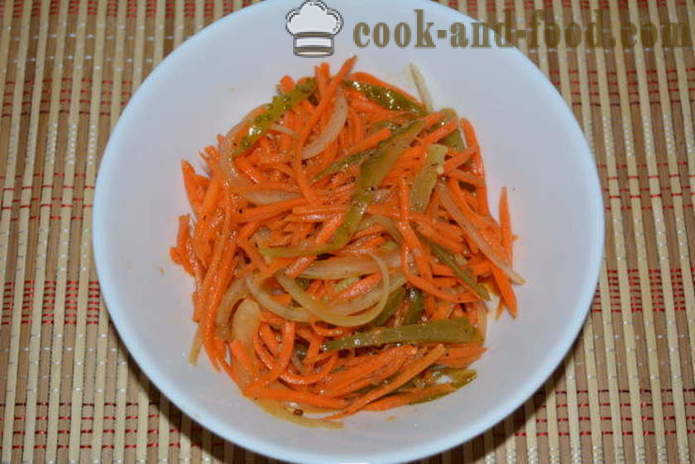 Une simple salade de carotte coréenne et concombre - comment faire cuire la salade coréenne de carottes et de concombres, avec une étape par étape des photos de recettes