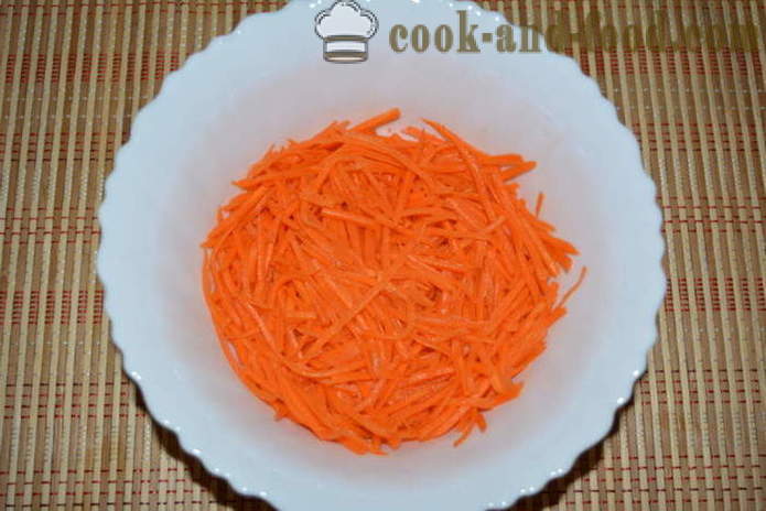 Une simple salade de carotte coréenne et concombre - comment faire cuire la salade coréenne de carottes et de concombres, avec une étape par étape des photos de recettes