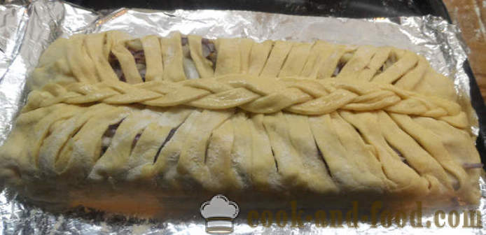 Gâteau de levure avec du poisson et du riz et du poisson frais - comment faire cuire une tarte avec du poisson au four, avec une étape par étape des photos de recettes