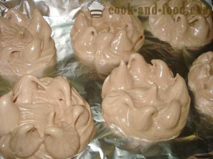 Meringue au chocolat aux noix - comment faire une meringue au chocolat à la maison, photos étape par étape recette