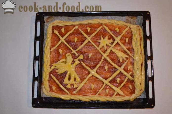 Délicieux gâteau de Noël avec de la confiture de pommes au four - comment préparer un gâteau de Noël avec de la confiture, avec une étape par étape des photos de recettes