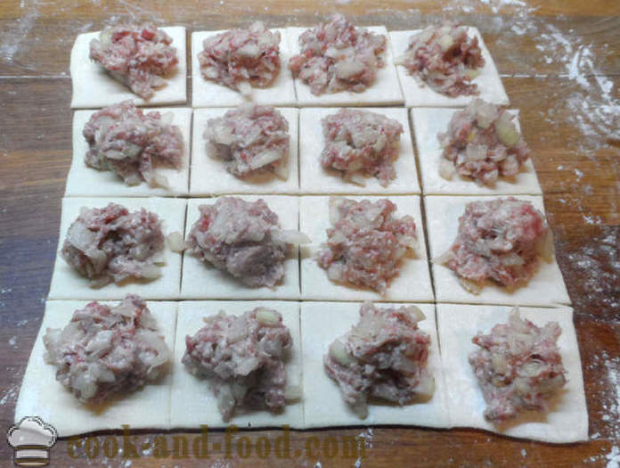 Puff pâteux Chrysanthème - comment faire cuire la pâte feuilletée Chrysanthemum tarte à la viande, avec une étape par étape des photos de recettes