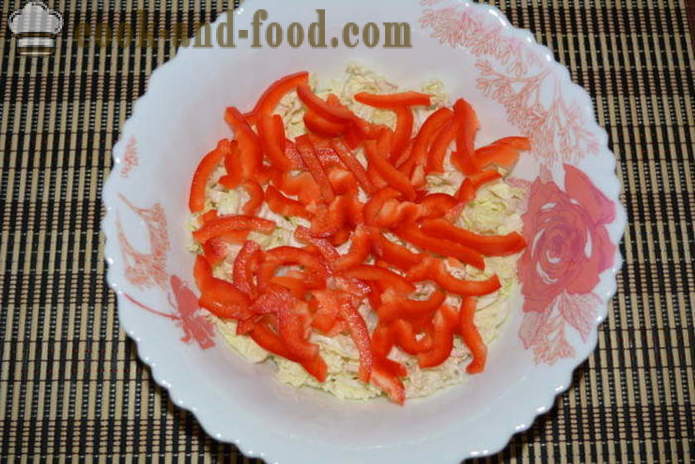 Salade de chou chinois, les tomates et les poivrons - comment préparer une salade de chou chinois, une étape par étape des photos de recettes
