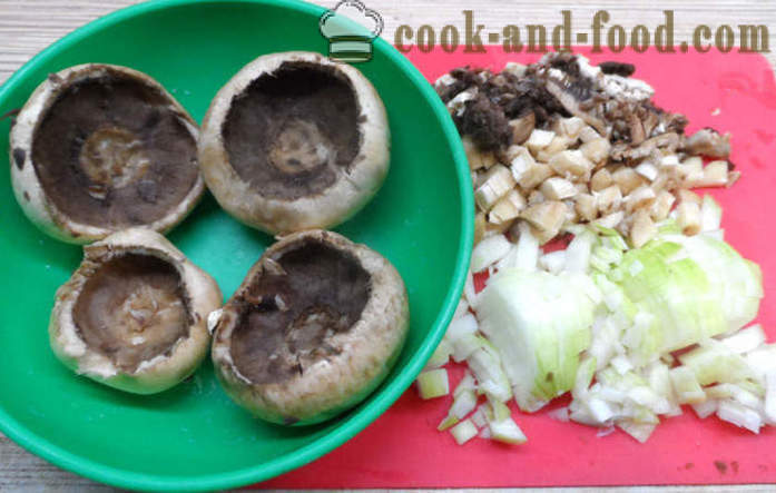 Champignons farcis cuits au four - comment préparer des champignons farcis au four, avec une étape par étape des photos de recettes