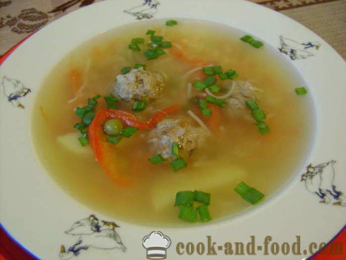 Soupe aux légumes avec boulettes de viande et nouilles - comment faire cuire la soupe aux boulettes de viande et nouilles, avec une étape par étape des photos de recettes