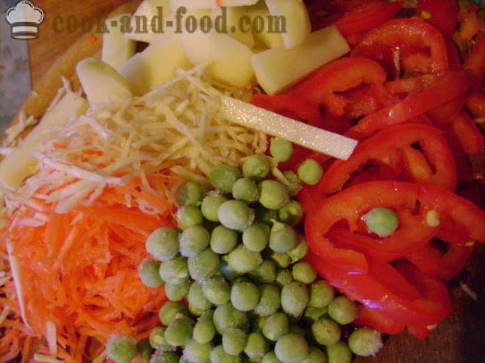 Soupe aux légumes avec boulettes de viande et nouilles - comment faire cuire la soupe aux boulettes de viande et nouilles, avec une étape par étape des photos de recettes