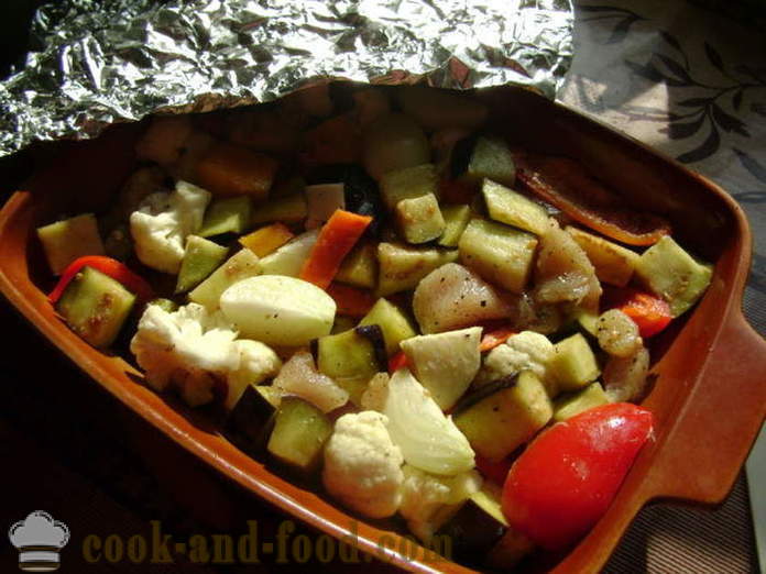 Filet de poulet aux légumes dans le four - comment cuire le poulet avec des légumes, une étape par étape des photos de recettes