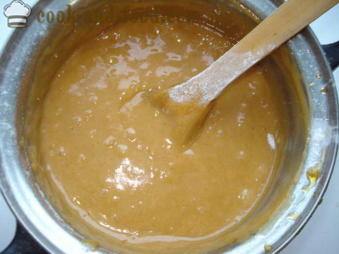 Pâte de gingembre au miel pour la maison de pain d'épices et pain d'épices - comment faire la pâte pour le pain d'épices, étape par étape les photos de recettes