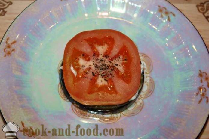 Entrée froide d'aubergines à la tomate et mozzarella - comment faire cuire apéritif d'aubergines sur une table de fête, une étape par étape des photos de recettes