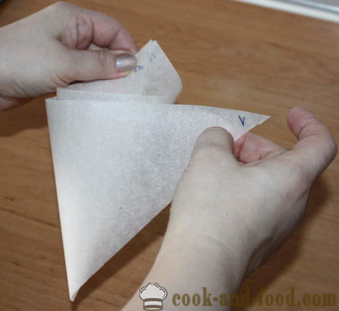 Comment faire un sac de tuyauterie à la maison avec ses propres mains en papier