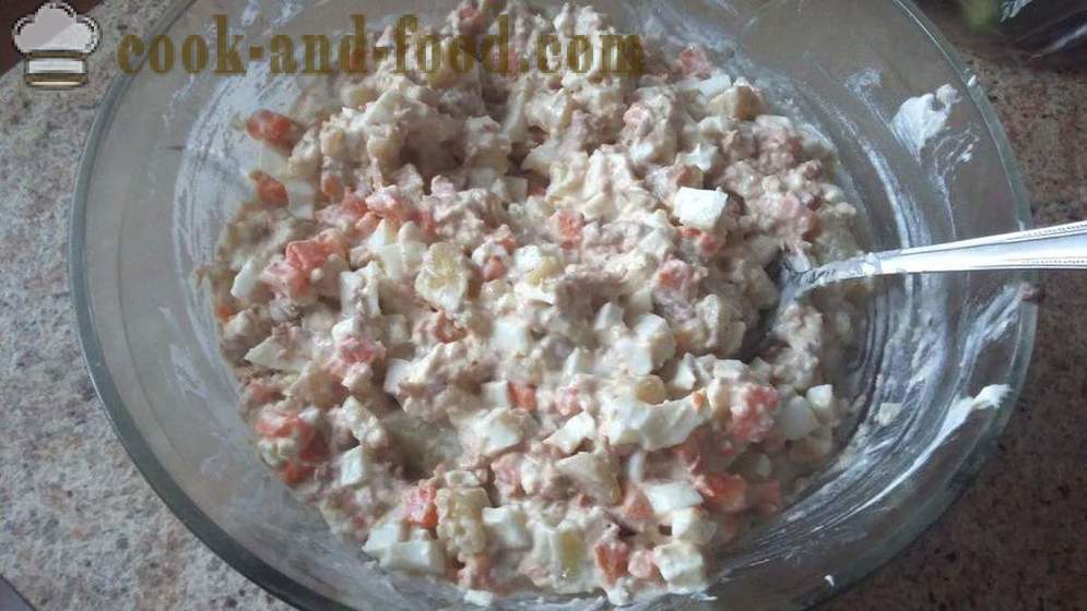 Salade de thon avec des oeufs et des pommes de terre - comment préparer une salade de thon en conserve, photos étape par étape de la recette