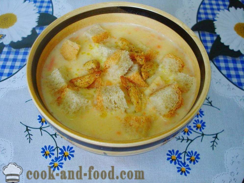Soupe aux pois avec du poulet et des croûtons - comment faire cuire la soupe aux pois avec du poulet et de fromage fondu, étape par étape des photos de recettes