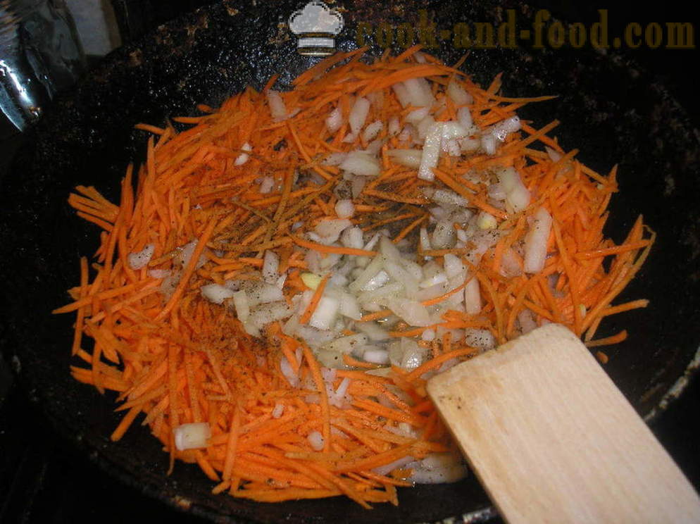 Salade avec des bâtonnets de pommes de terre et des saucisses - comment faire la salade de pommes de terre, une étape par étape des photos de recette