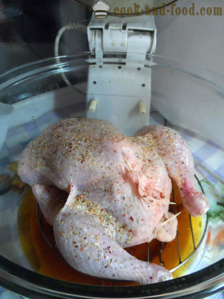 Poulet cuit au four avec des pommes dans Aerogrill - comment faire cuire le poulet entier, étape par étape les photos de recettes