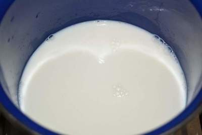 Semoule dans le lait sans grumeaux dans la casserole - comment faire cuire la bouillie avec du lait sans grumeaux, étape par étape des photos de recettes