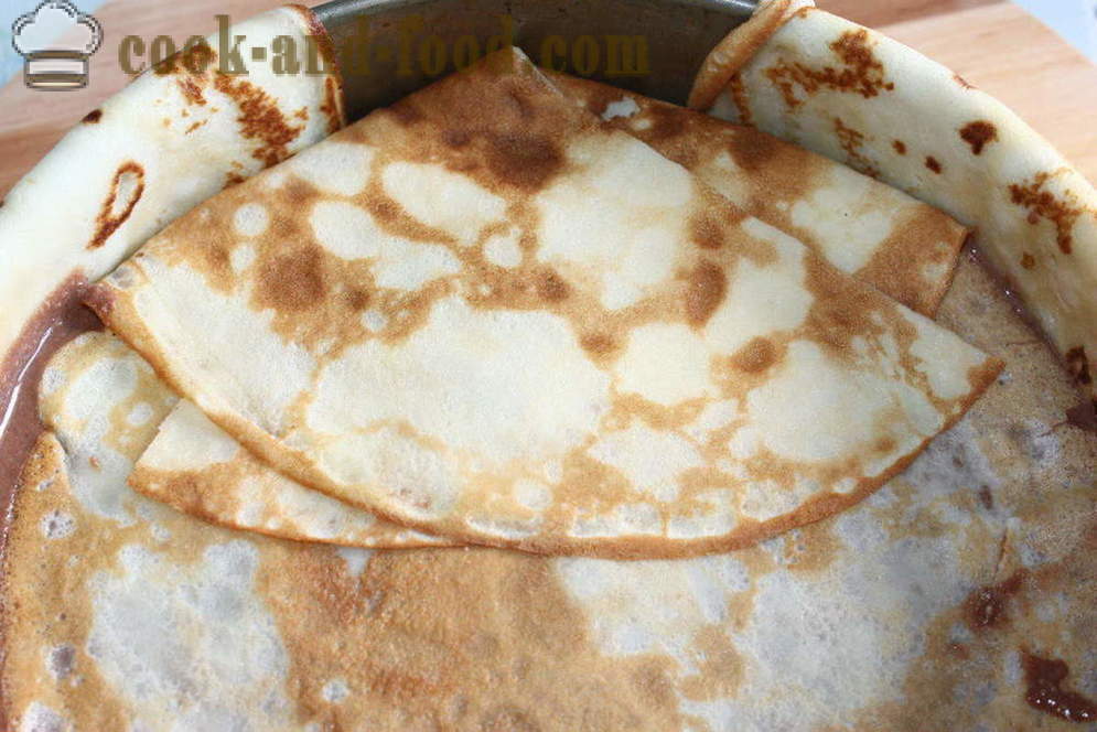 Gâteau de crêpes au fromage à la crème et roses pomme - comment faire un gâteau de crêpes avec du fromage blanc, une étape par étape des photos de recettes