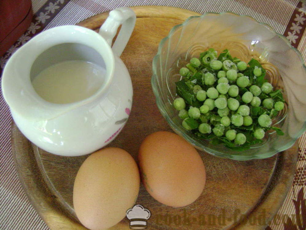 Œufs brouillés Lush avec du lait, des épinards et des pois - comment faire une omelette moelleux dans une casserole, avec une étape par étape des photos de recettes