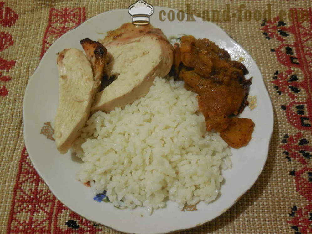 Poitrine de poulet juteux cuit au four - comment faire cuire les poitrines de poulet dans le four, avec une étape par étape des photos de recettes
