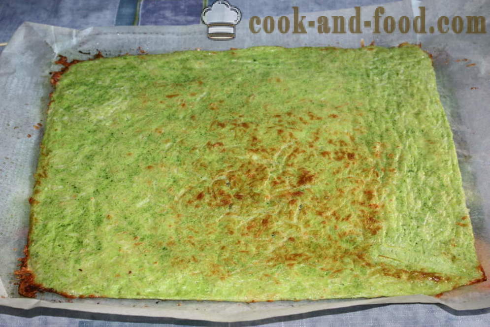 Rouleau de poulet Omelette - comment faire cuire un rouleau d'omelette farcie au poulet, une étape recette pas à pas avec des photos