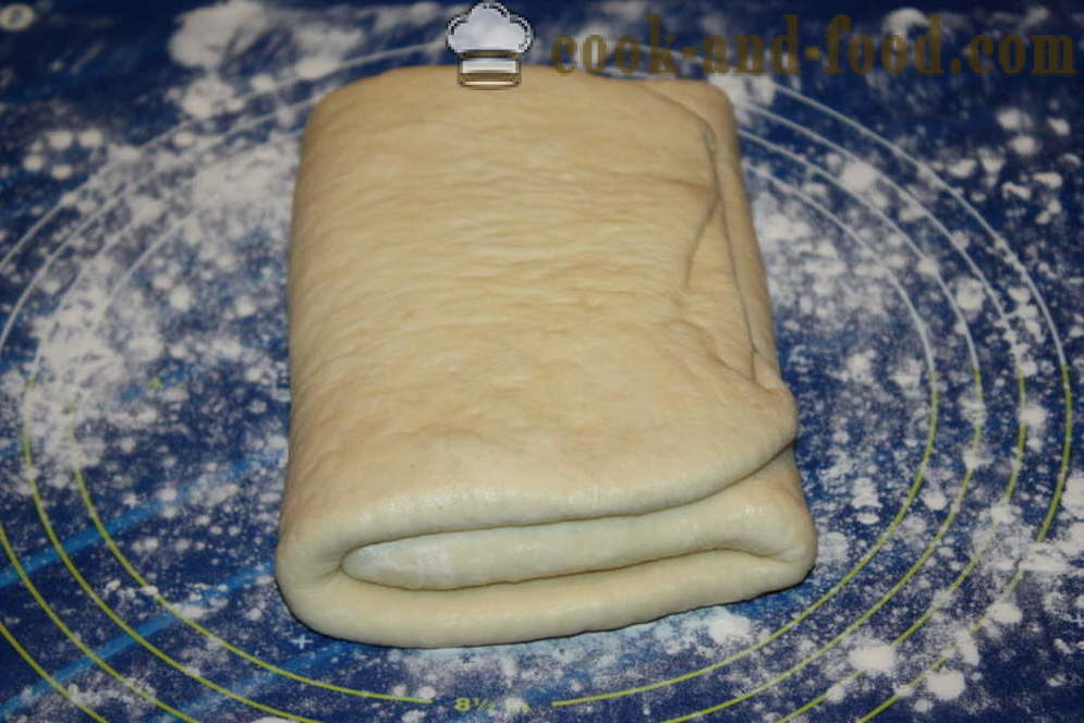Croissant pâte feuilletée de levure - comment faire bouffée croissant pâtisserie, étape par étape des photos de recettes