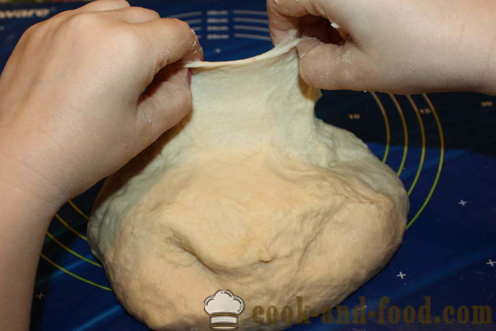 Croissant pâte feuilletée de levure - comment faire bouffée croissant pâtisserie, étape par étape des photos de recettes