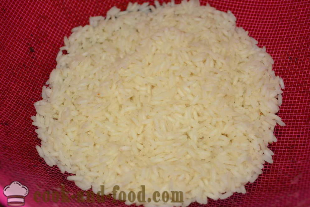 Hérissons savoureuse viande hachée avec du riz pour un couple - comment faire cuire la viande avec des hérissons de riz dans multivarka, photos étape par étape recette