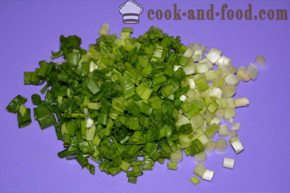 Salade de haricots rouges et des saucisses en conserve - Comment préparer une salade avec des haricots et des saucisses fumées, étape par étape des photos de recettes