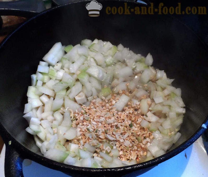 Bigus avec du chou, la viande et les champignons - comment faire cuire correctement Bigus, étape par étape des photos de recettes