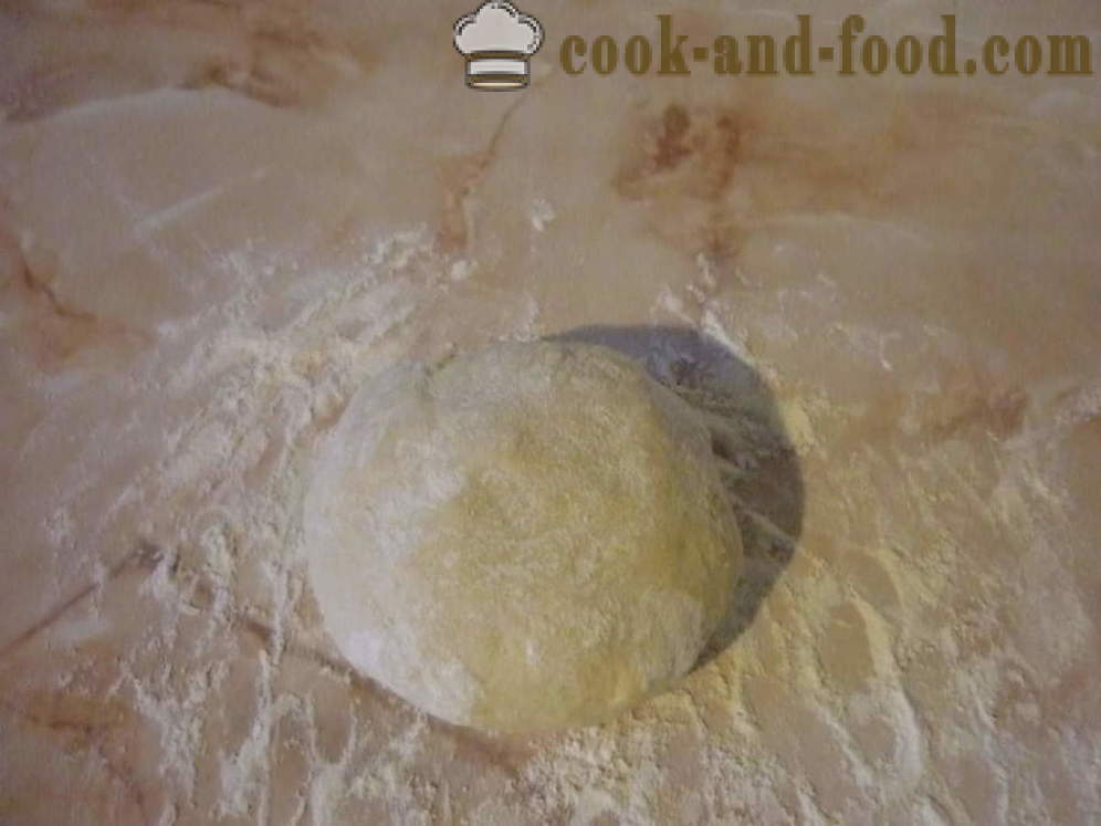 Gâteaux de levure sautées à la poêle - comment faire des gâteaux fourrés, étape par étape des photos de recettes