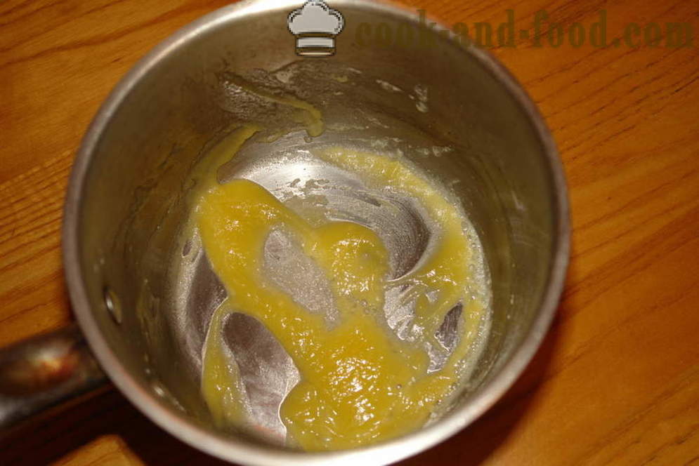 Chou-fleur cuit au four sous la béchamel - à la fois délicieux chou-fleur cuit au four, avec une étape par étape des photos de recettes