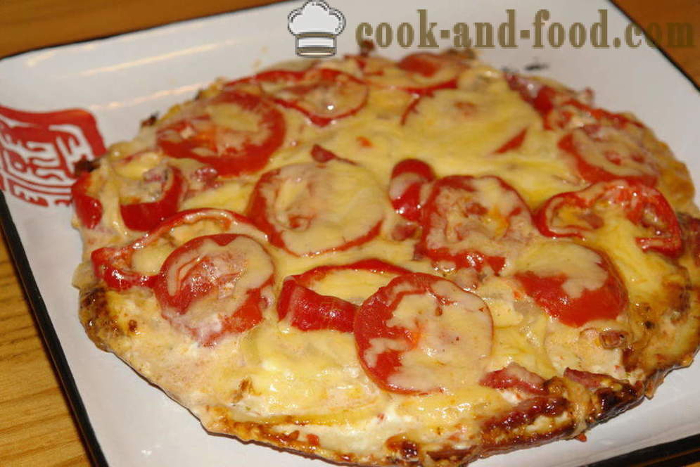 Azyme pizza rapide dans la poêle pendant 10 minutes - comment faire cuire une pizza dans la casserole rapidement, étape par étape des photos de recettes