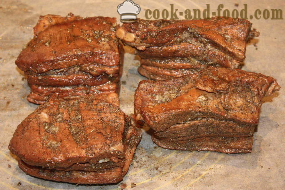 Bacon dans la peau d'oignon - comment faire cuire le bacon dans des pelures d'oignon, étape par étape des photos de recettes