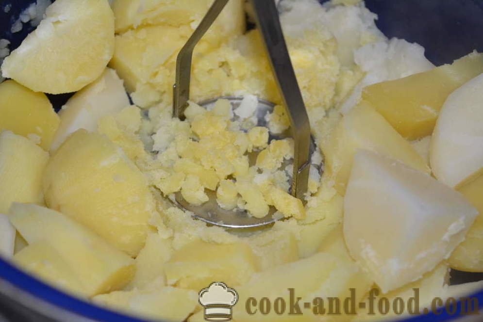 Pommes de terre en purée avec le lait et le beurre sans grumeaux - comment faire cuire un délicieux purée de pommes de terre, étape par étape des photos de recettes
