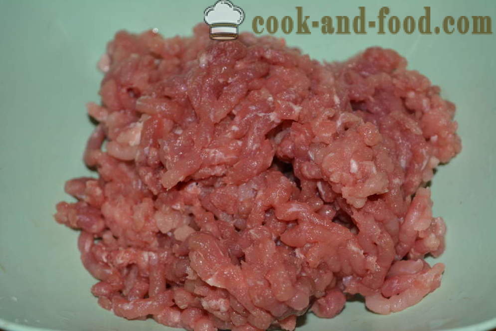 Nid délicieux de courgettes farcies de viande hachée - comment préparer les courgettes avec de la viande hachée dans une poêle à frire, une étape par étape des photos de recettes
