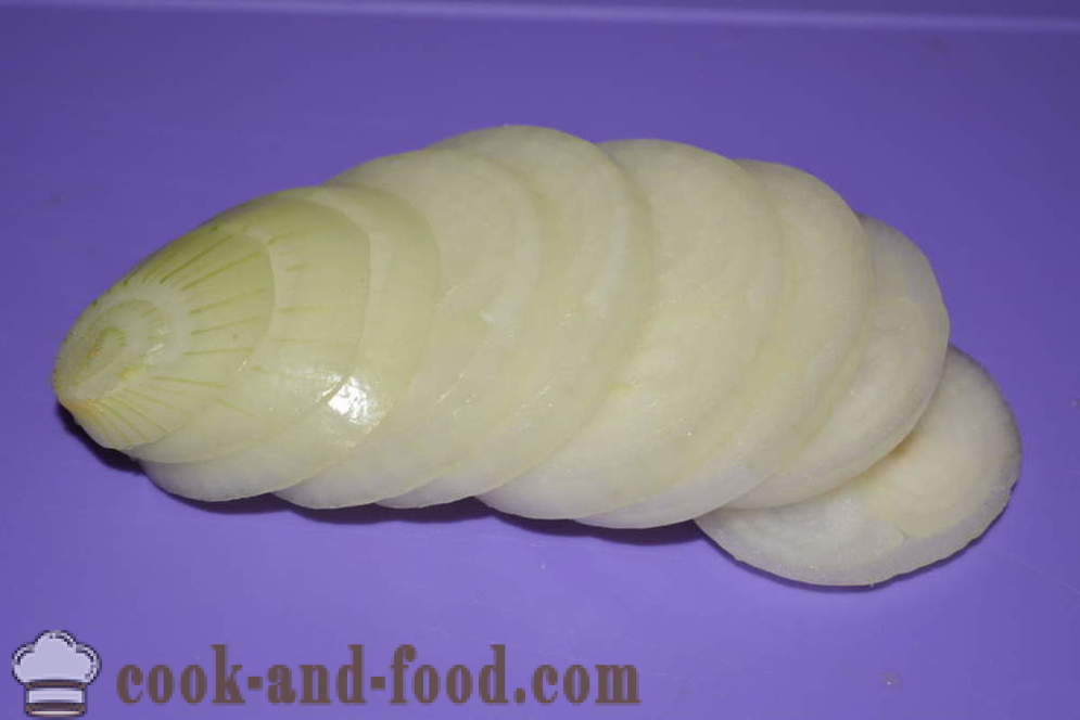 Ragoût de capelan avec des oignons dans une poêle à frire - à la fois savoureux cuisinier capelan dans une poêle à frire, une étape par étape des photos de recettes