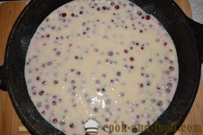 Manna sur yaourt avec canneberges, baies cuites sans farine dans le four - comment préparer le yaourt avec la manne dans le four, avec une étape par étape des photos de recettes