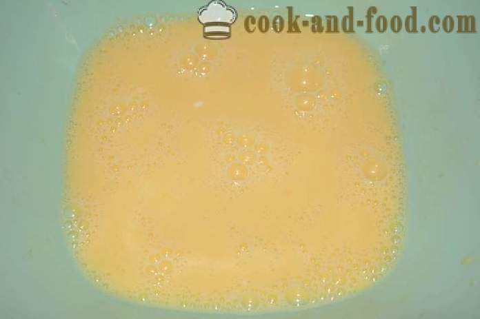 Omelette Lush cuit à la vapeur dans multivarka sous forme de silicone - comment faire cuire des œufs brouillés dans le multivarka de vapeur sous forme étape par étape les photos de recettes