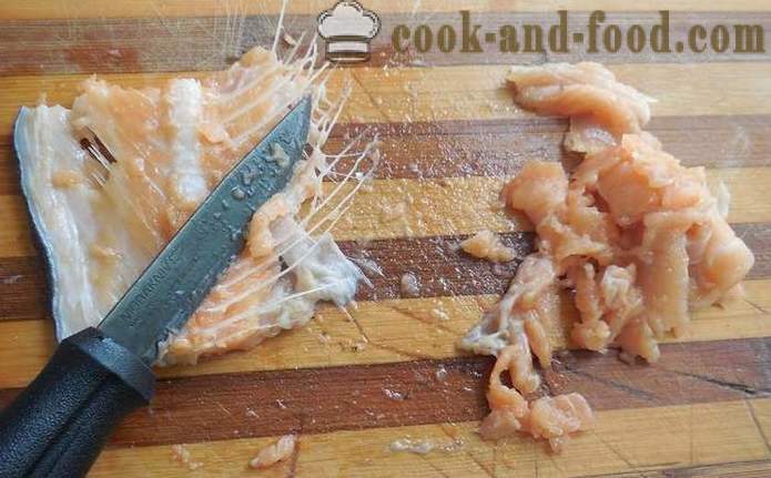 Comment décaper des arêtes de poisson rouge avec une fumée liquide - une délicieuse recette de crêtes saumon salé, avec des photos