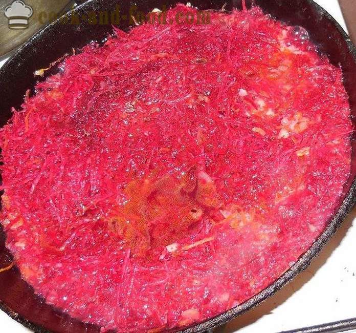 Classique, de la soupe de betterave rouge soupe chaude avec de la viande - comment faire cuire la soupe de betterave rouge, une étape par étape des photos de recettes