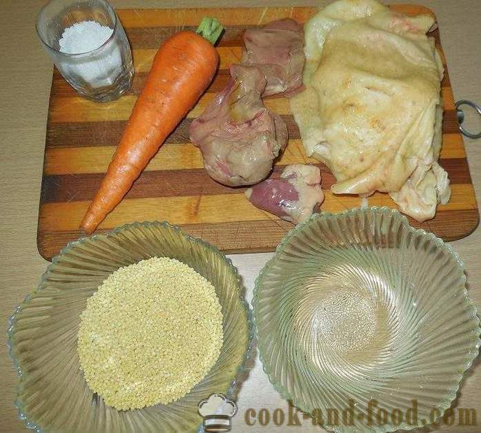 Rouleau délicieux dans la peau de poulet farci aux abats et le millet - comment faire cuire une recette de pain avec une photo