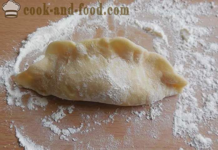 Gâteaux de levure d'air avec de la confiture dans le four - comment faire cuire des tartes à la confiture, avec une étape par étape des photos de recettes