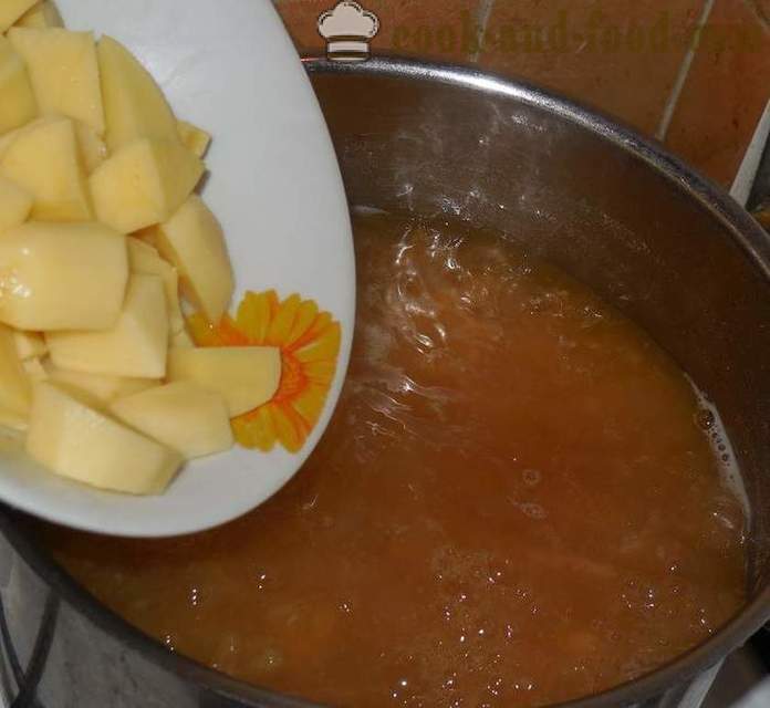 Délicieuse soupe maison avec des haricots en ukrainien - comment faire cuire la soupe aux haricots en ukrainien - une étape par étape des photos de recettes