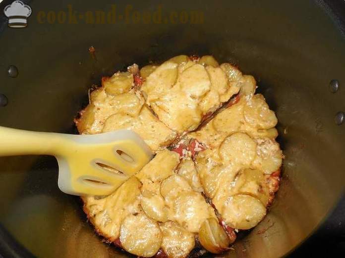 Casserole de légumes avec des champignons et des pommes de terre dans multivarka - comment faire cuire cocotte de légumes - recette avec photos - étape par étape