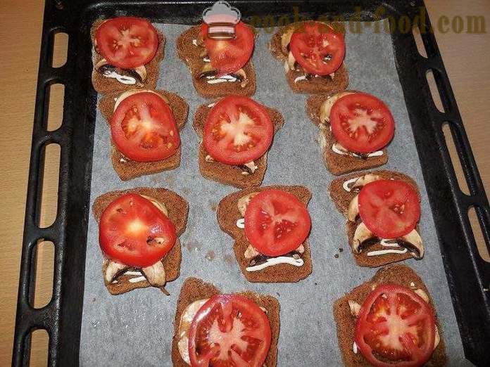 Délicieux sandwichs chauds aux champignons champignons - recette de sandwichs chauds dans le four - avec photos