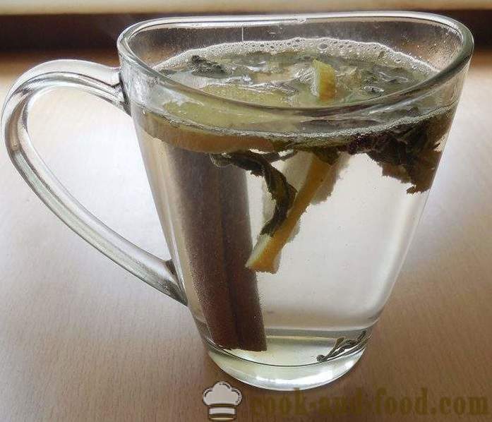 Le thé vert au gingembre, citron, miel et épices - comment brasser recette de thé au gingembre avec des photos.