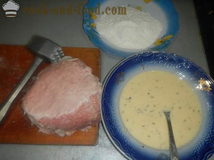 Côtelettes de porc juteux avec sauce à l'ail - comment faire cuire un côtelettes de porc juteux, une étape recette pas à pas avec des photos.